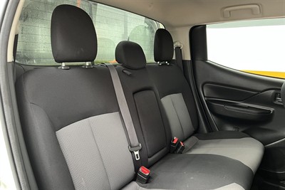 2021 Mitsubishi Triton - Thumbnail