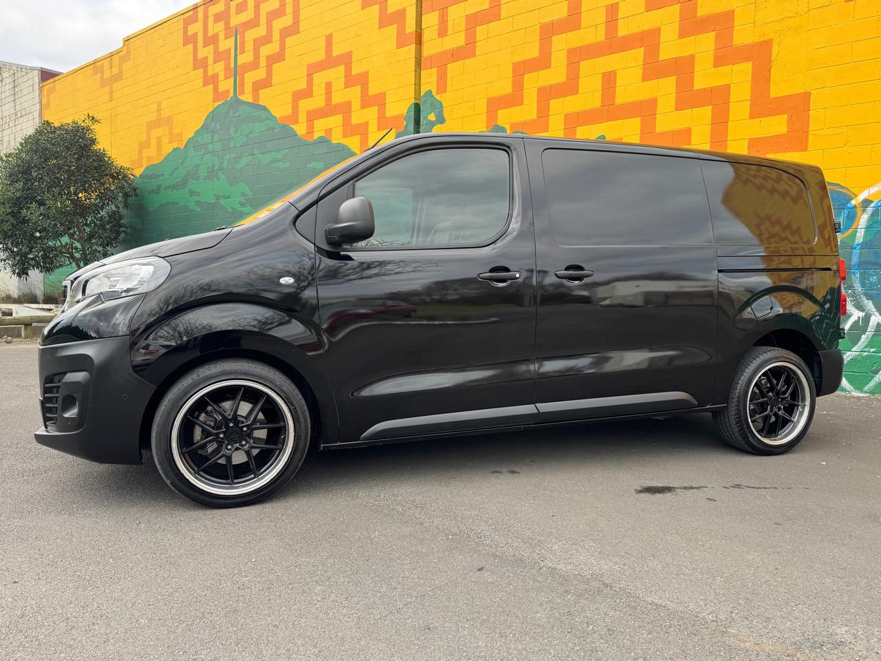 2021 Peugeot Expert
