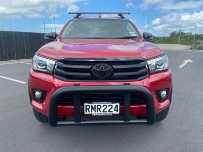 2017 Toyota Hilux - Thumbnail