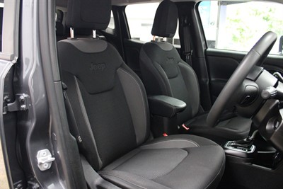 2023 Jeep Renegade - Thumbnail