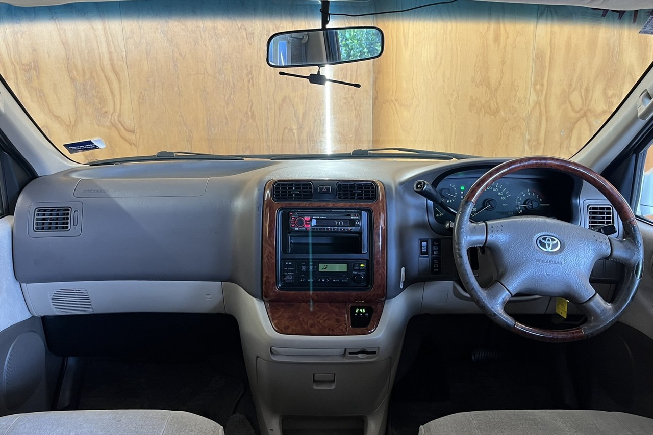 2002 Toyota Hiace