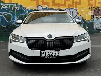 2021 Skoda Superb - Thumbnail