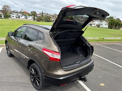 2015 Nissan QASHQAI - Thumbnail