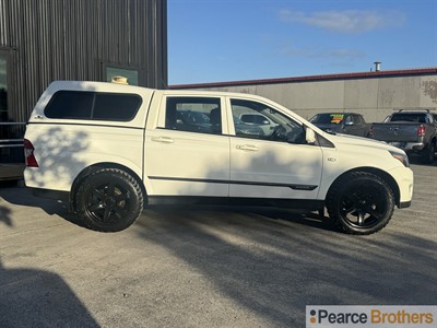 2017 Ssangyong Actyon - Thumbnail