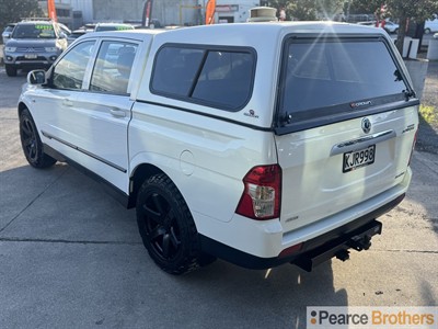 2017 Ssangyong Actyon - Thumbnail