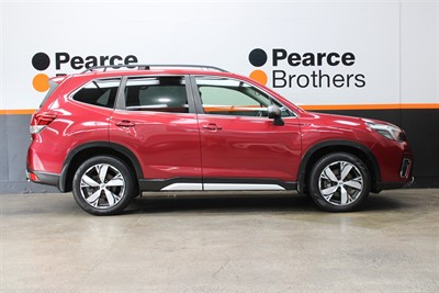 2020 Subaru FORESTER - Thumbnail