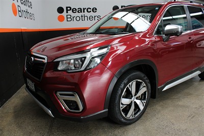 2020 Subaru FORESTER - Thumbnail