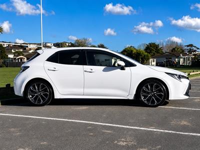 2021 Toyota Corolla - Thumbnail