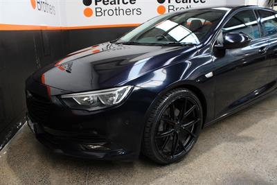 2019 Holden Commodore - Thumbnail