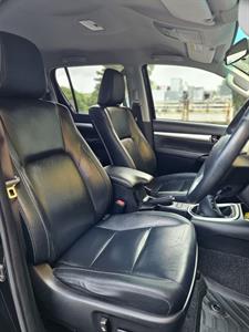 2017 Toyota Hilux - Thumbnail