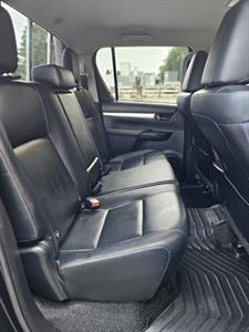 2017 Toyota Hilux - Thumbnail