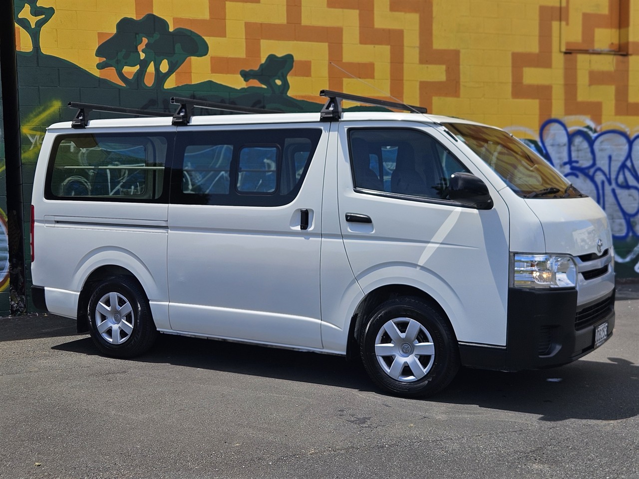 2015 Toyota Hiace