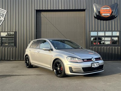 2015 Volkswagen GOLF