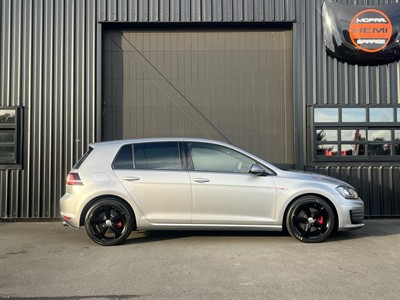 2015 Volkswagen GOLF - Thumbnail