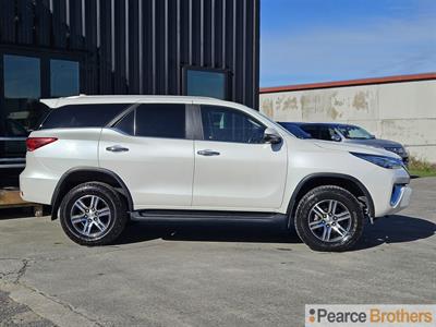 2019 Toyota Fortuner - Thumbnail