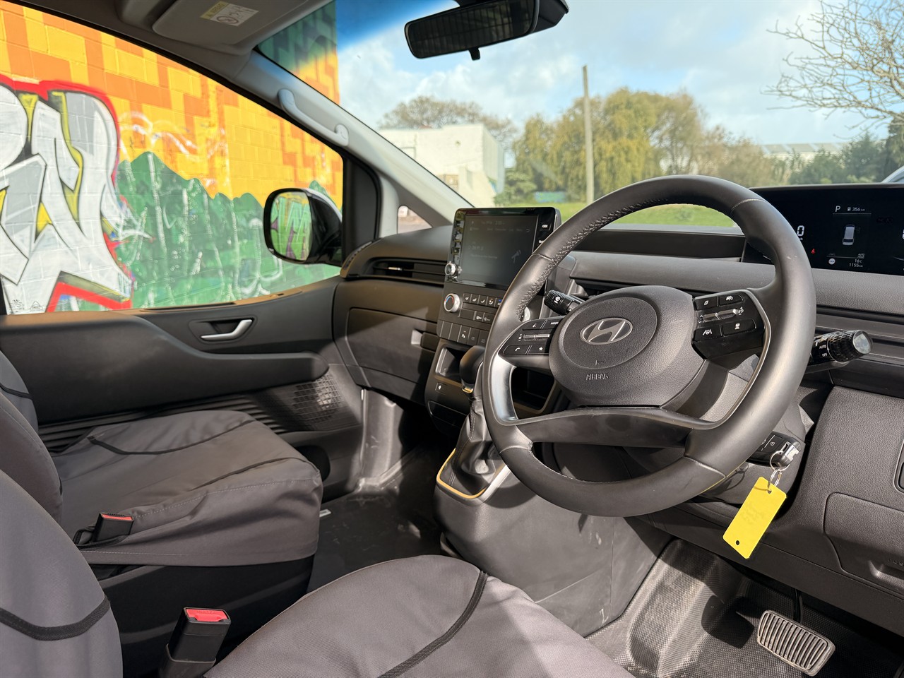 2024 Hyundai Staria