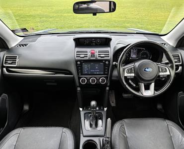 2017 Subaru Forester - Thumbnail