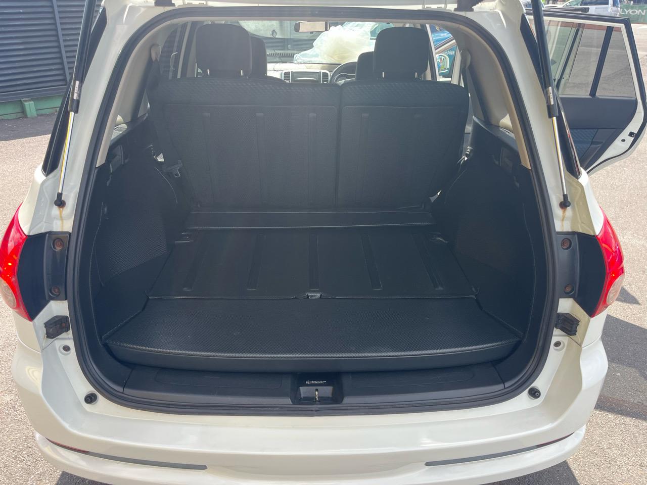 2006 Nissan Wingroad