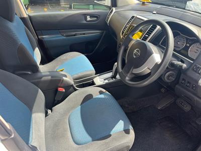 2006 Nissan Wingroad - Thumbnail