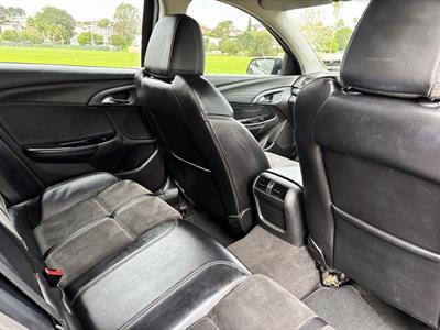2014 Holden Commodore - Thumbnail