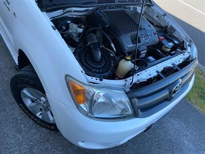 2006 Toyota Hilux - Thumbnail