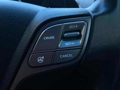 2015 Hyundai SANTA FE - Thumbnail