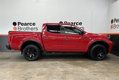 2021 Nissan Navara - Thumbnail