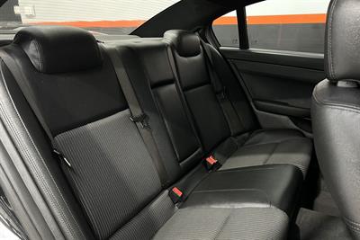 2013 Holden COMMODORE - Thumbnail