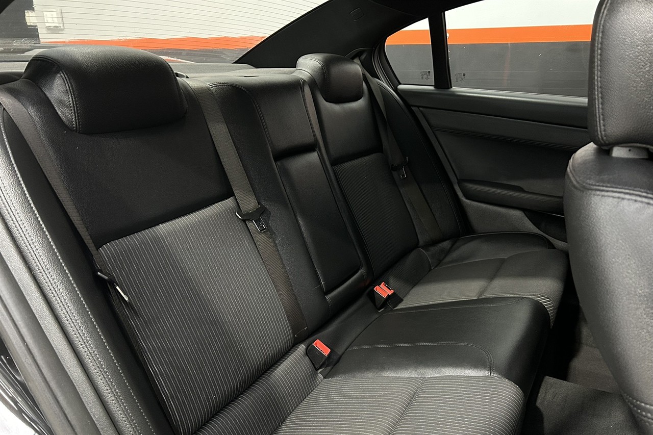 2013 Holden COMMODORE