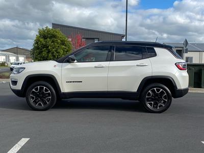 2021 Jeep Compass - Thumbnail