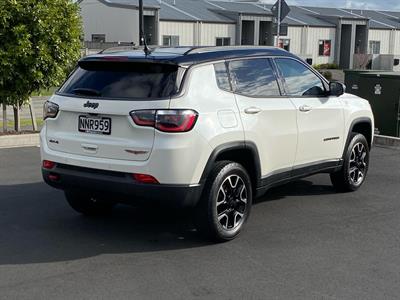 2021 Jeep Compass - Thumbnail