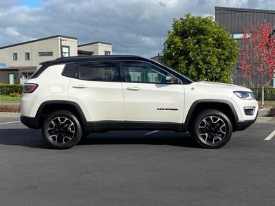 2021 Jeep Compass - Thumbnail