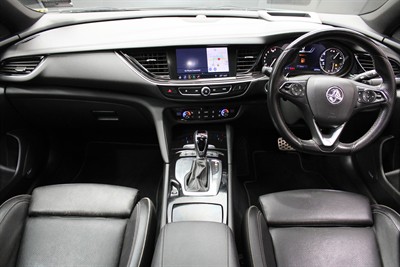 2019 Holden Commodore - Thumbnail