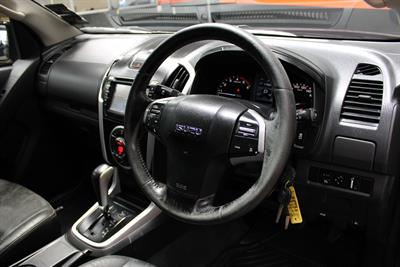 2016 Isuzu D-Max - Thumbnail