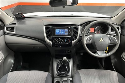 2016 Mitsubishi Triton - Thumbnail