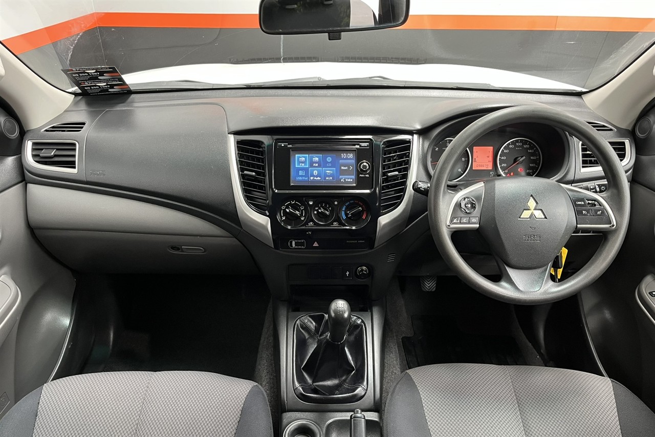 2016 Mitsubishi Triton