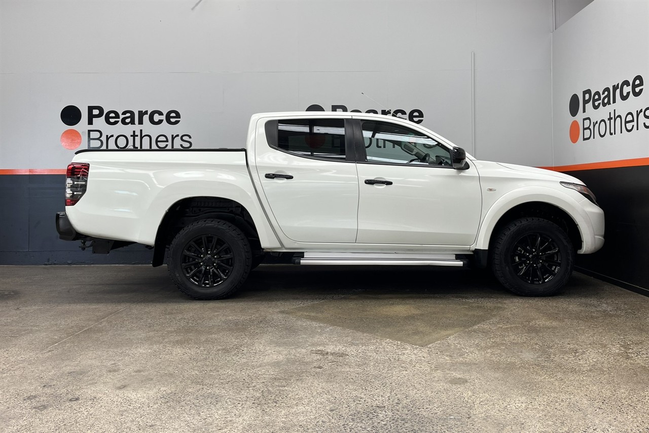 2016 Mitsubishi Triton