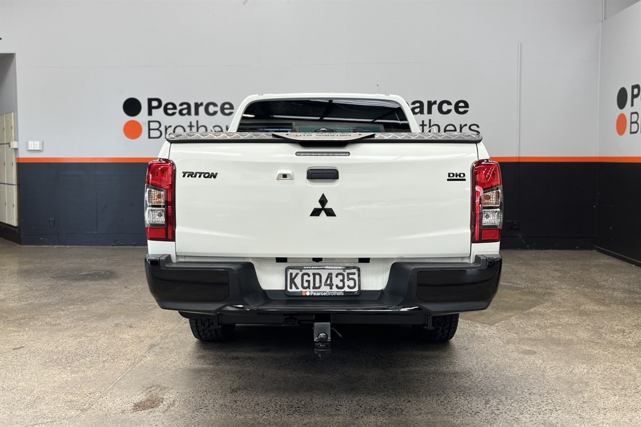 2016 Mitsubishi Triton