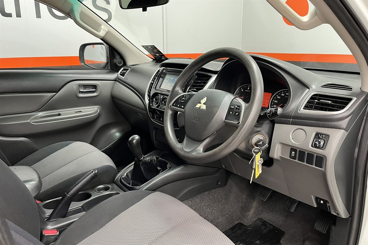 2016 Mitsubishi Triton