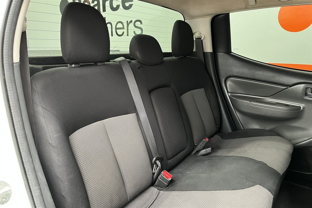 2016 Mitsubishi Triton