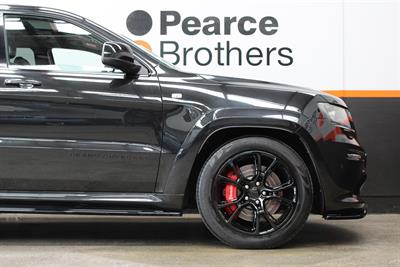 2013 Jeep Grand Cherokee - Thumbnail