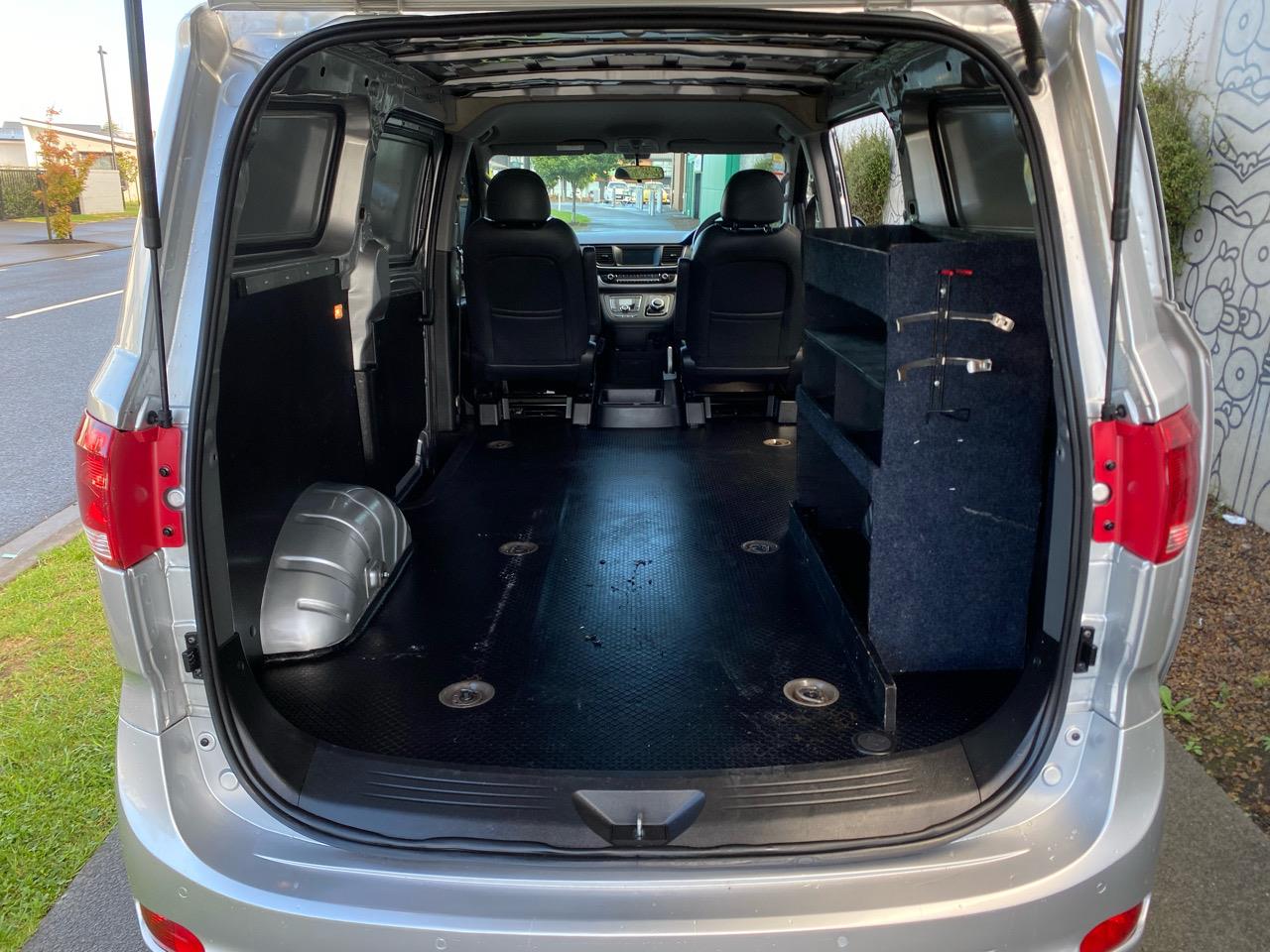 2022 LDV G10