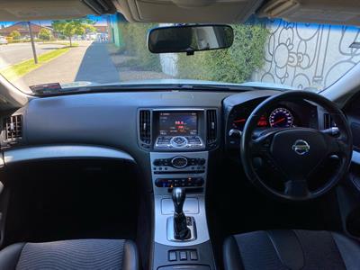 2009 Nissan SKYLINE - Thumbnail