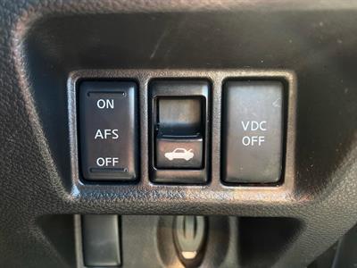 2009 Nissan SKYLINE - Thumbnail