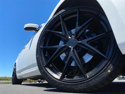 2009 Nissan SKYLINE - Thumbnail