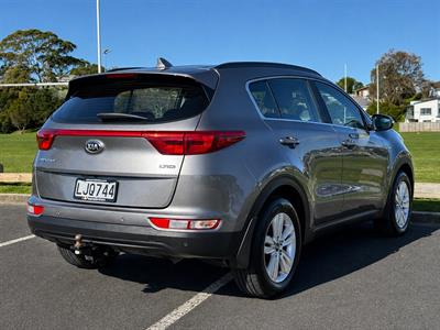 2018 Kia SPORTAGE - Thumbnail