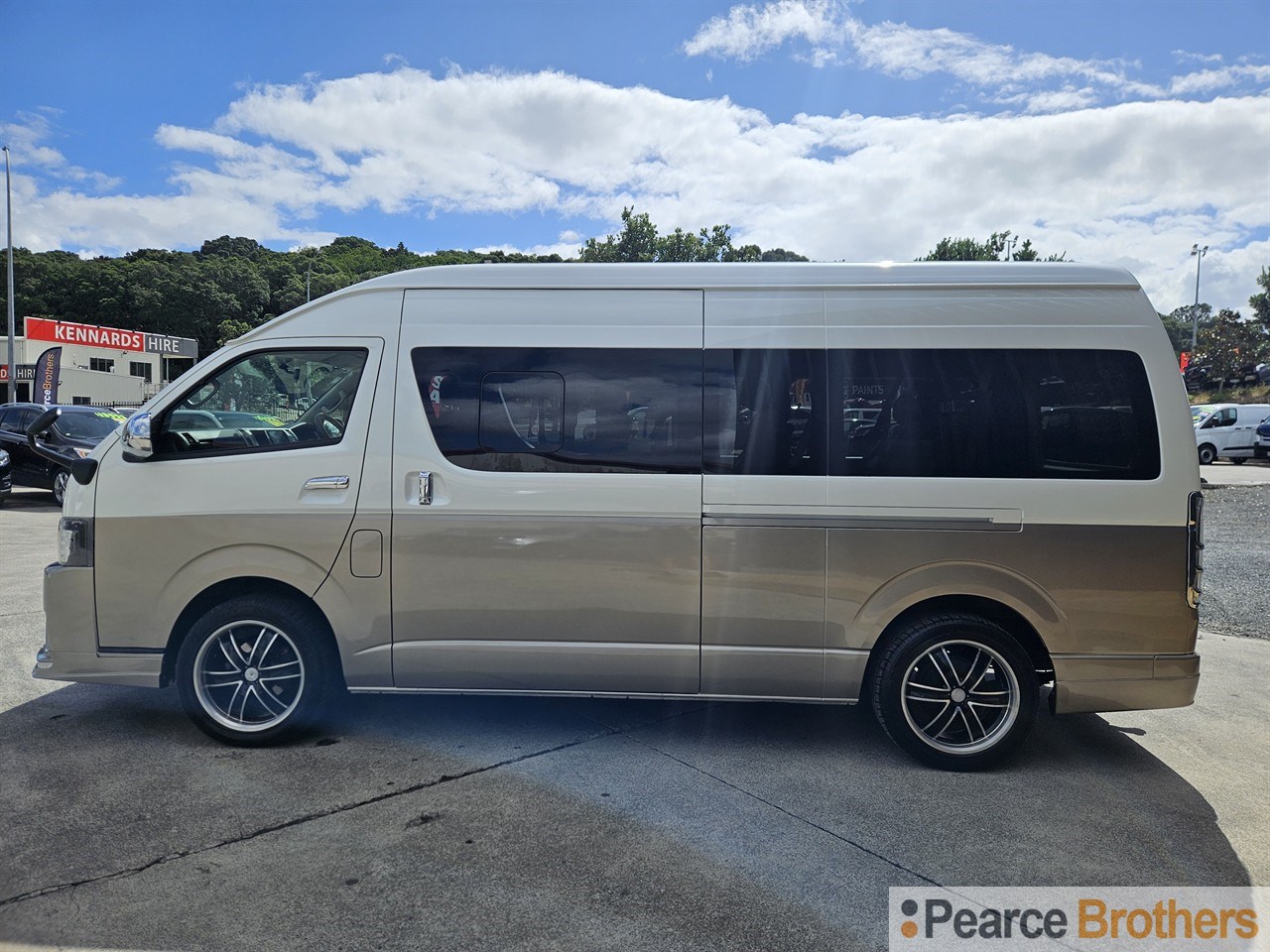 2017 Toyota Hiace