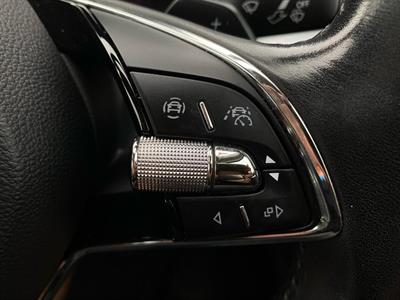 2022 Skoda Octavia - Thumbnail
