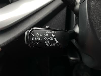 2022 Skoda Octavia - Thumbnail