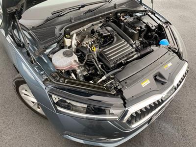 2022 Skoda Octavia - Thumbnail